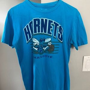 Vintage Charlotte hornets t shirt
